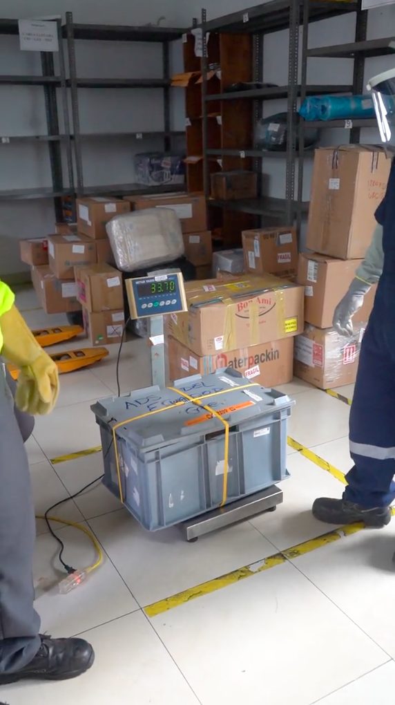 compact plastic cardboard paper glass recycling Galapagos islands