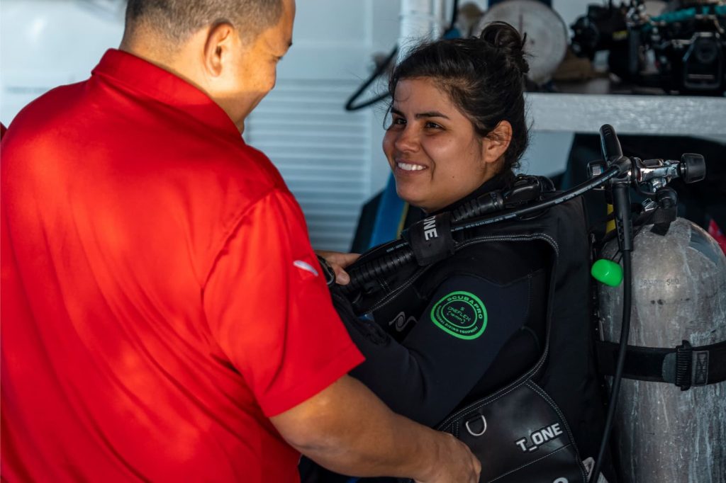 How to prepare for strong currents on your first Galapagos liveaboard